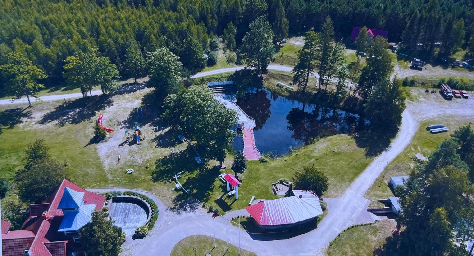 Pilskalni Hotel Ivande Екстериор снимка